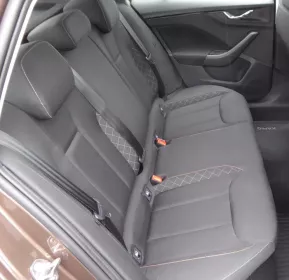 Autopotahy ŠKODA SCALA, bez zadní loketní opěrky, od r. 2019, antracit