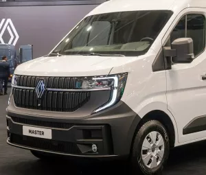 Autopotahy RENAULT MASTER IV, 7 MÍST, 1+2+4x1, od r. 2024, Dynamic grafit