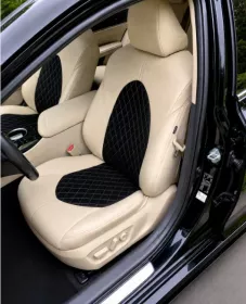 Autopotahy na míru TOYOTA CAMRY VI, XV70,  2017-2024, AUTHENTIC VELVET  CARO béžovo černé