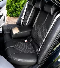 Autopotahy na míru TOYOTA CAMRY VI, XV70, od r. 2017-2024, AUTHENTIC VELVET CARO bílé Autopotahy na míru TOYOTA CAMRY VI, XV70, od r. 2017-2024, AUTHENTIC VELVET CARO bílé