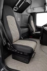 Autokoberce na míru DAF XF 480 EURO 6, od r. 2013, STYLE béžovošedé Autokoberce na míru DAF XF 480 EURO 6, od r. 2013, STYLE béžovošedé